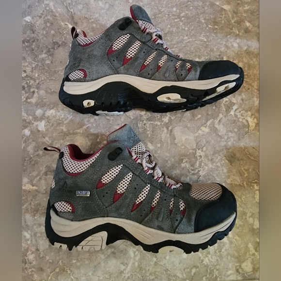 Ascend womens hiking boots size 8.5 - Picture 2 of 7